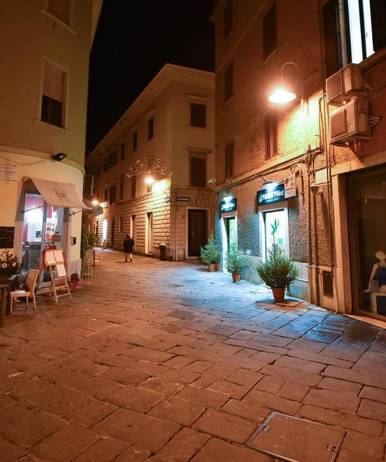 Mandibola fratturata dopo una lite per il vino 