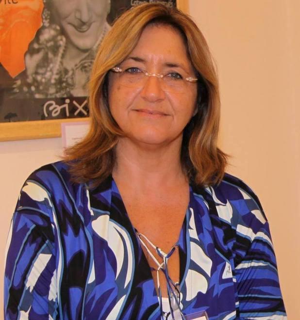 Clona il profilo facebook dell’ex assessore e ricatta i suoi amici 