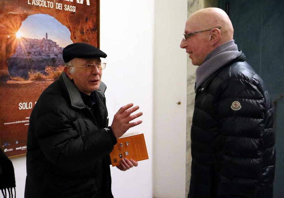 L’emozione di don Raffaello occhi negli occhi con il nipote Marco 