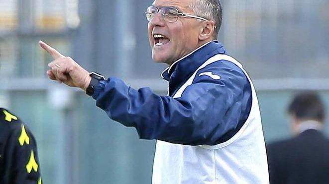 Pagati gli stipendi a Menichini, penalizzazione evitata
