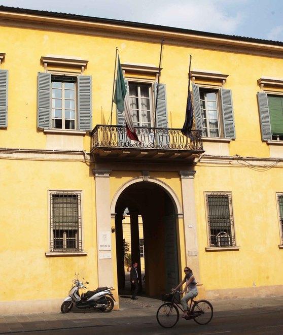 Prefettura alla ricerca di nove volontari