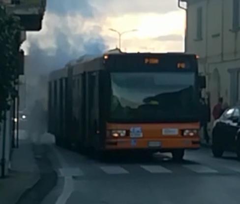 Il bus in via Fiorentina