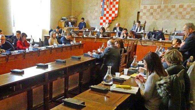 Più tempo per l’ex Breda il no di Pd e Nuti, il sì di FdI