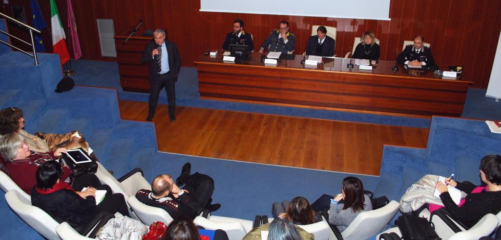 Droga e bullismo, i presidi degli istituti a scuola in Questura 