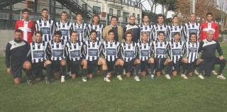 La foto ufficiale della squadra del Rosignano