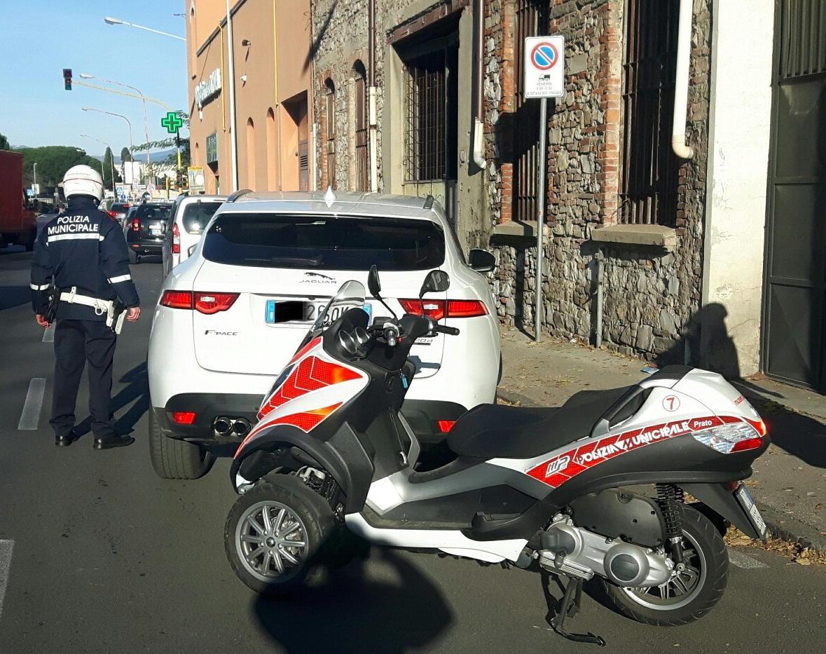 Un controllo della Polizia municipale