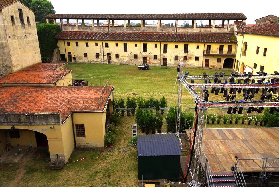 Una cerimonia all'interno della Fortezza Santa Barbara (foto Gori)