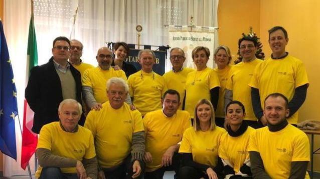 Il Rotary fa festa con gli anziani