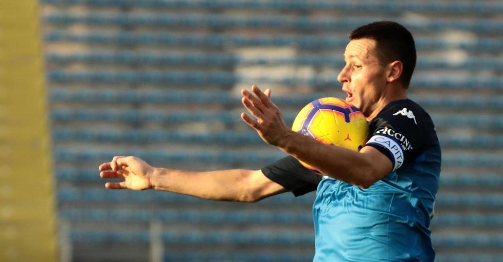 Capitan Pasqual piace a Verona e Brescia E c’è un caso contratto 