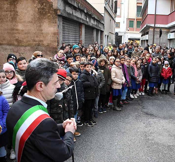 «Ricordo le barelle e i morti dentro la chiesa» 
