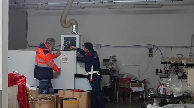 Emissioni nocive dal forno di stamperia Scatta il sequestro