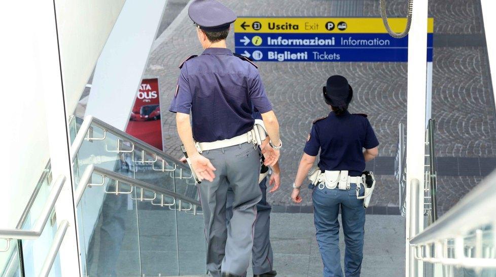 Viaggia in prima classe col carico di eroina 