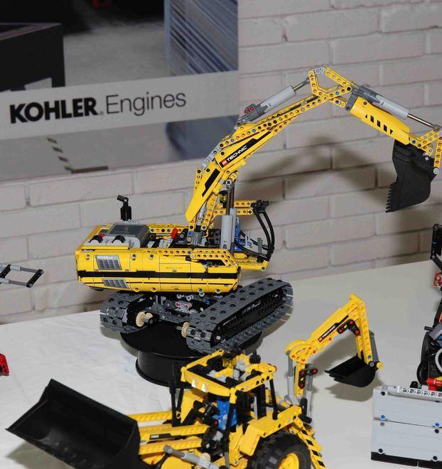 Alla Kohler la sfida dei robot costruiti con i mattoncini Lego 