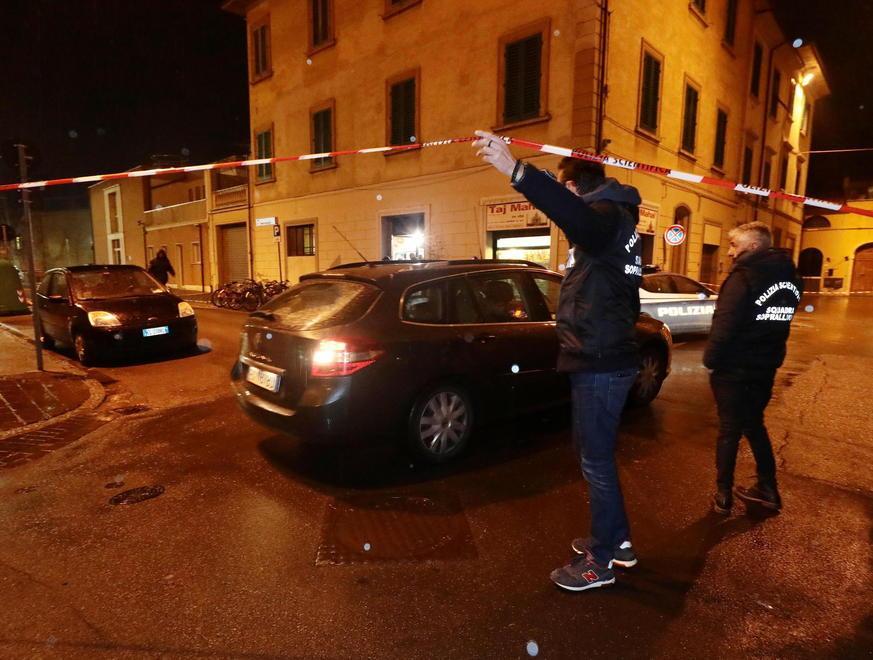 Morto a 31 anni, la moglie: «Voglio la verità» E intanto la procura sente 15 testimoni 