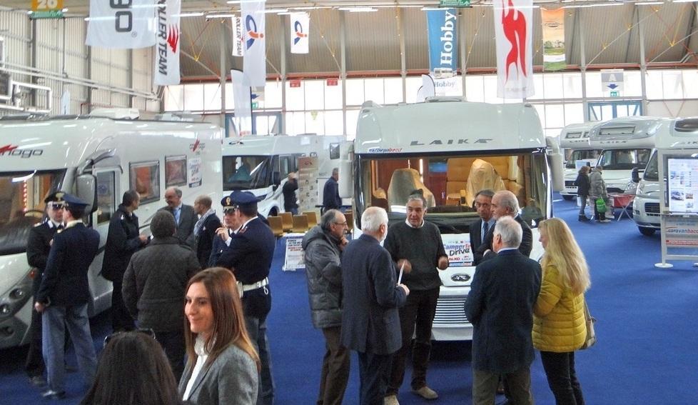 Doppia voglia di camper: al via Tour-it e Tour.ismo C’è “Fiera, Cave e Lardo”