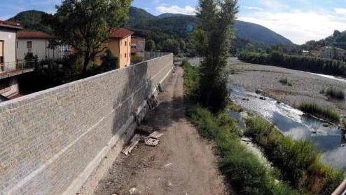 Lavori al maxi argine Aggiudicata la gara consegnate le pompe
