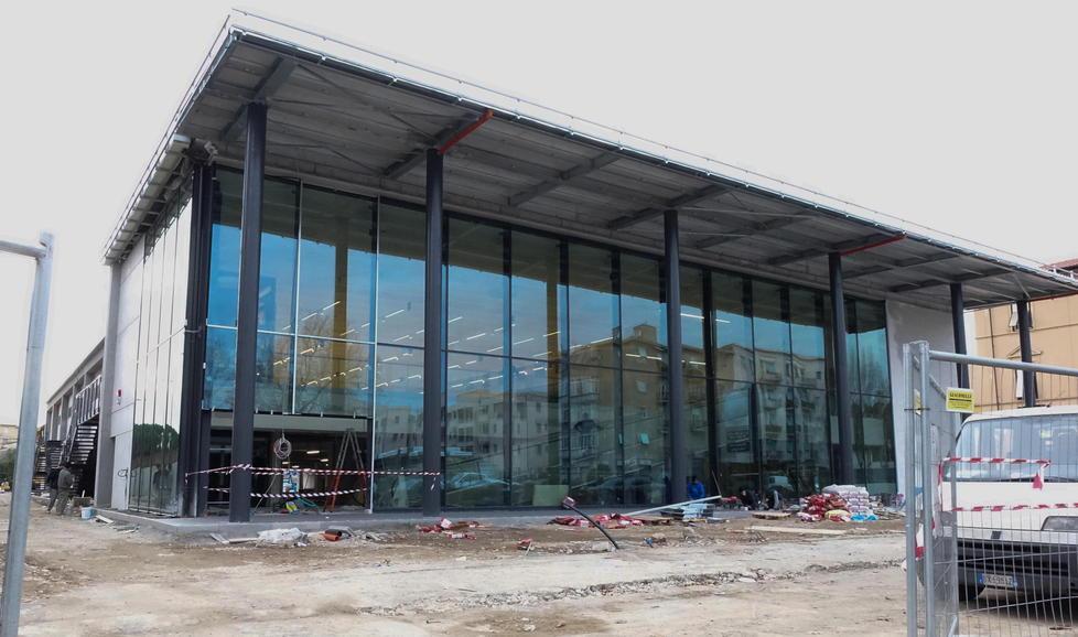 Maxi-supermercato sul viale Nievo: Lidl apre tra un mese e fa 15 assunzioni 