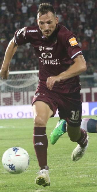 Visto Kozak? In campo dormiva... E lui apre un negozio di materassi 