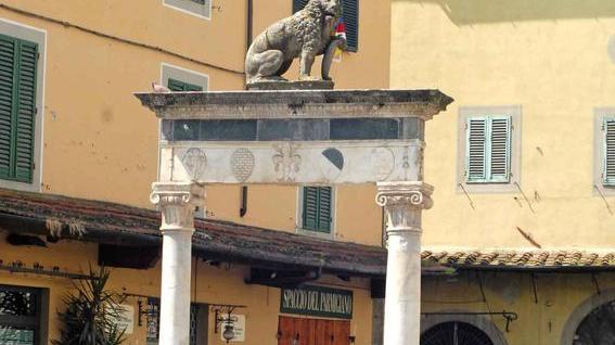 Pistoia, a febbraio la ringhiera per proteggere il pozzo del Leoncino