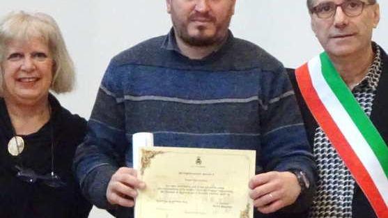 Enzo Valentino trionfa nella categoria Artigiani