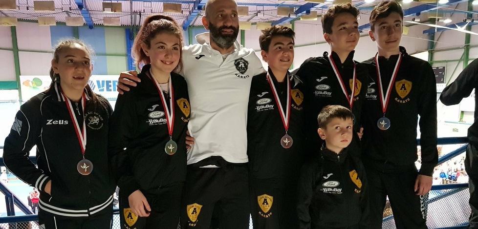 Sei medaglie al collo e tanti applausi Accademia dello Sport brilla al Gran Prix