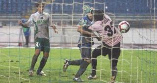 Claudio Coralli anticipa Bressan e, di testa, firma il gol del definitivo 1-1 nel match contro il Sassuolo