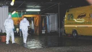 <strong>L’AGGRESSIONE.</strong> È avvenuta in questo piazzale all’interno del deposito di Autosoccorso lungo la Castiglionese