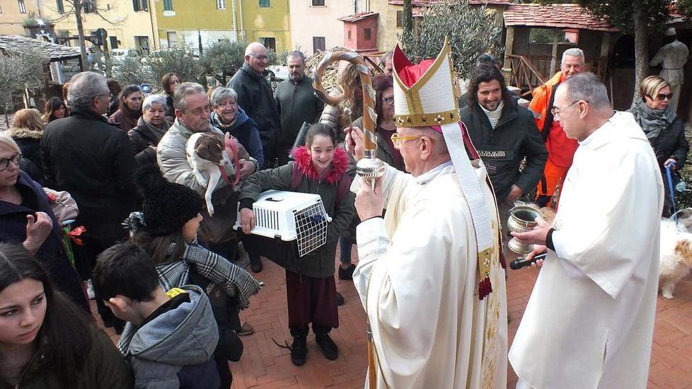 Il vescovo Ciattini a Riotorto