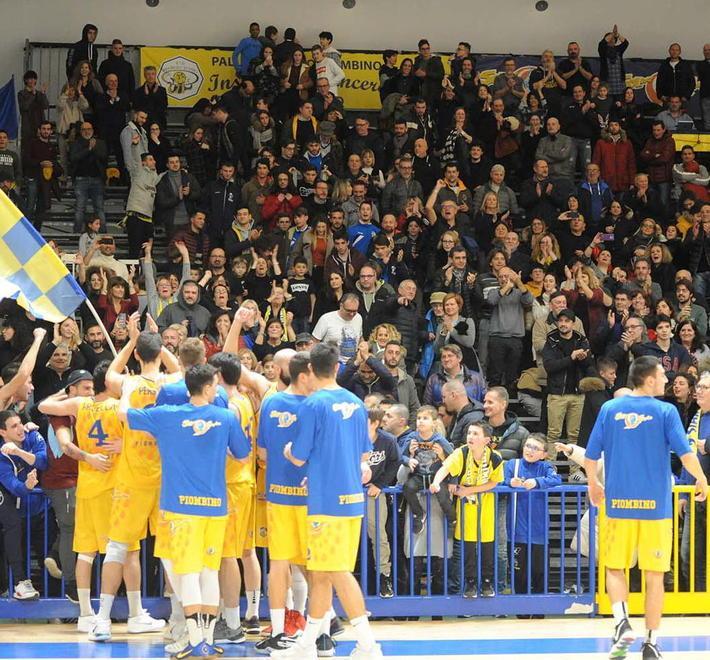 Quando Il Palatenda ruggisce Piombino completa la rimonta 