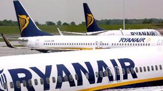 Ryanair vola, sospiro di sollievo per la Sat