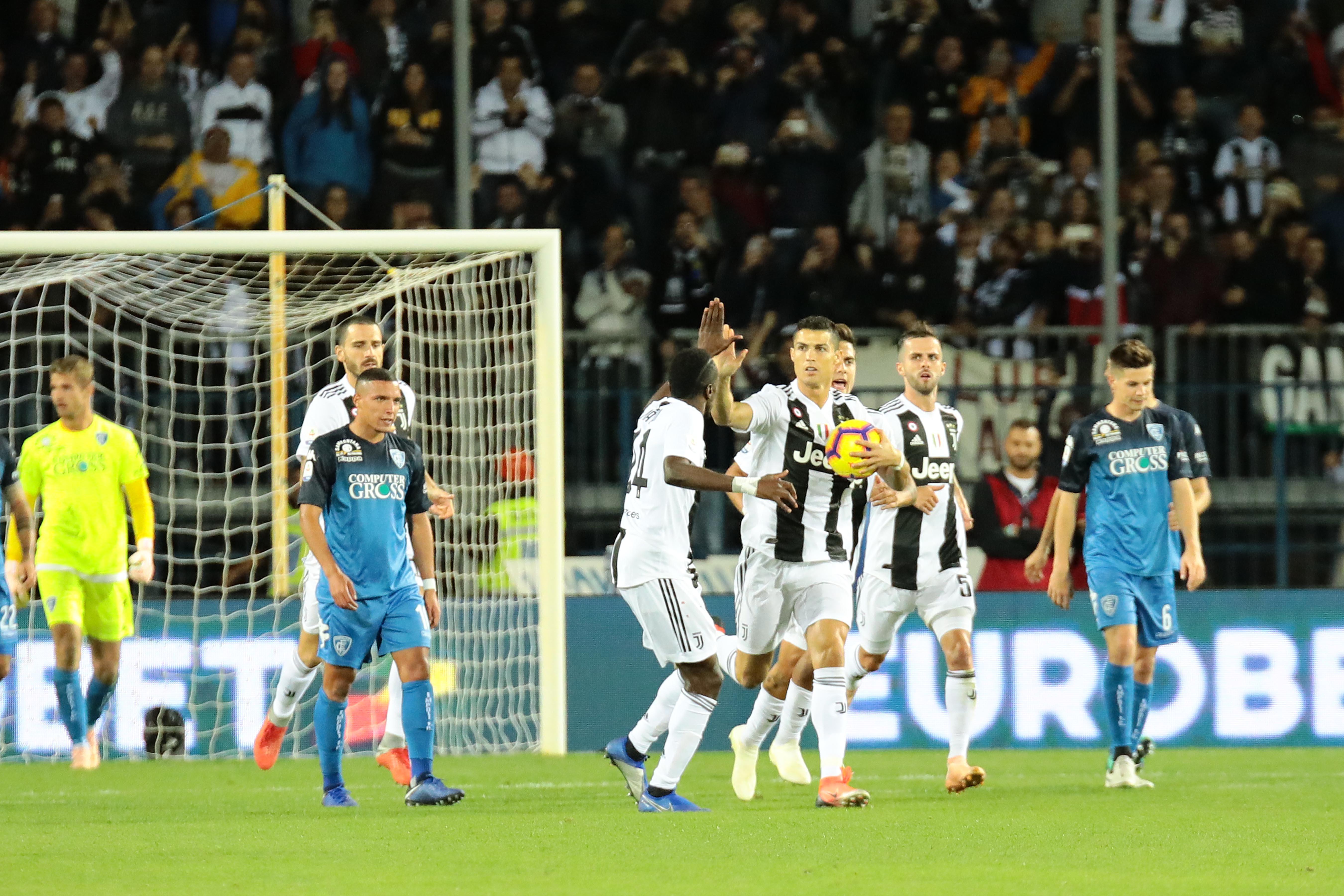 L'esultanza di Cristiano Ronaldo dopo il rigore dell'1-1 (Foto Agenzia Carlo Sestini)