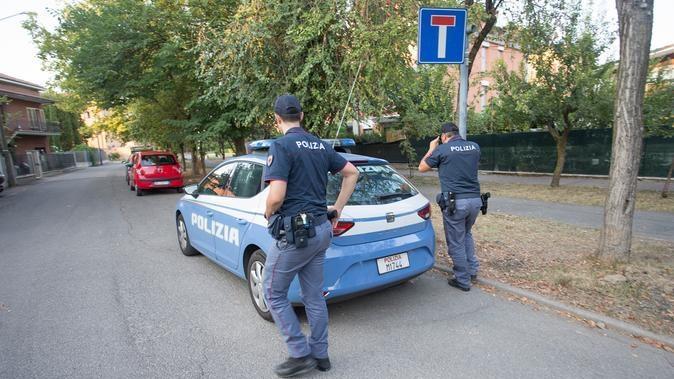 Carpi, 54enne trovato morto in casa dopo giorni