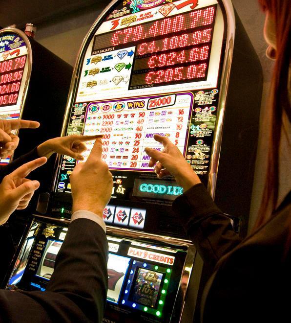 Bruciati oltre 20 milioni di euro tra slot, lotterie e scommesse 