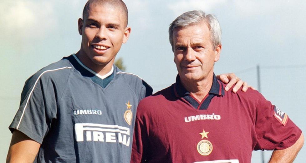 Gigi Simoni con Ronaldo all'Inter