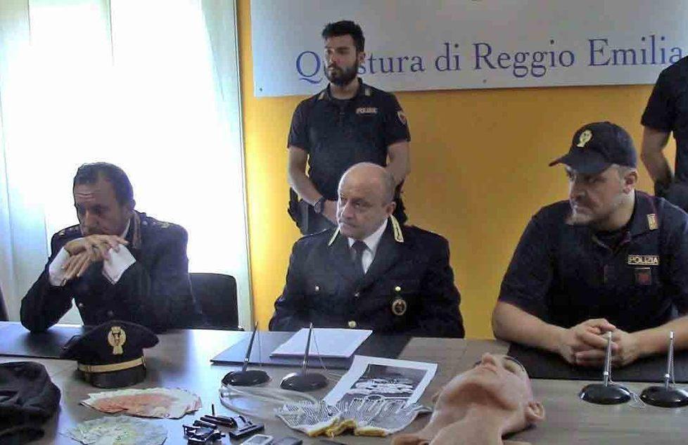 Reggio Emilia, rapina alla sala Admiral con pistola e maschere: condannati i due banditi 