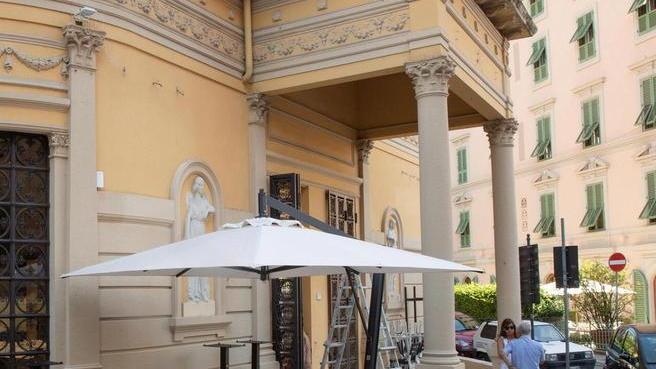 Tre dipendenti al lavoro senza assicurazione: chiuso ristorante