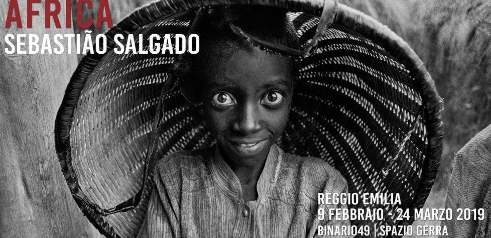 Cento foto inedite di Sebastião Salgado nella mostra “Africa” donata alla città 