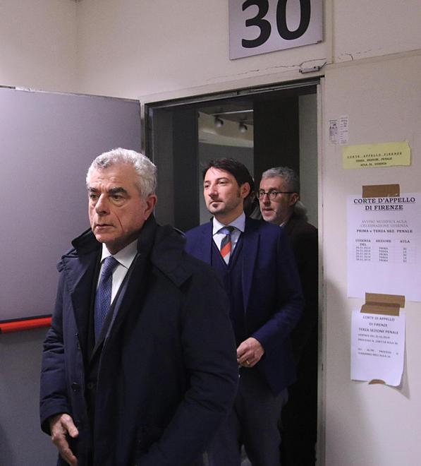 Strage, in aula c’è Mauro Moretti I familiari delle vittime lo ignorano 