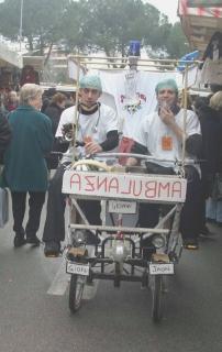 Artisti di strada in città