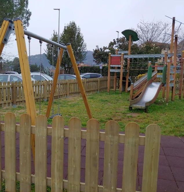 Nuova protezione per il parco giochi a Vado