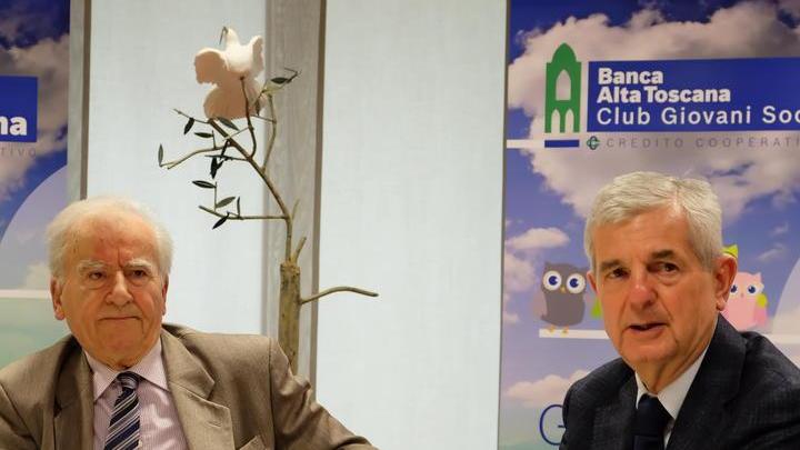 Dopo le proteste torna la metà dei bancomat cancellati
