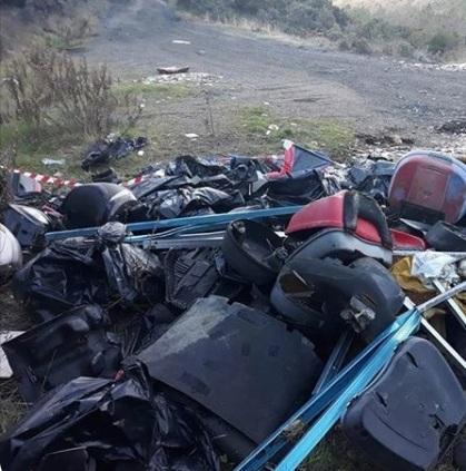 Cimitero dei motorini in mezzo ai boschi Multato un livornese