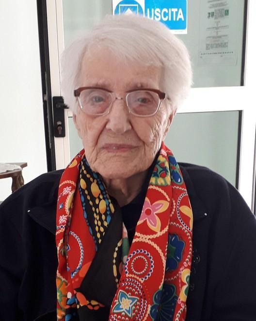 Nonna Maria, 106 candeline e una maxi-festa in famiglia 