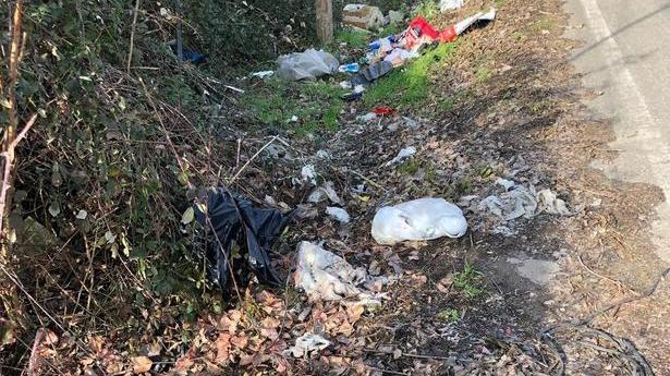 Discariche abusive al Fossetto: «Basta, servono le telecamere»
