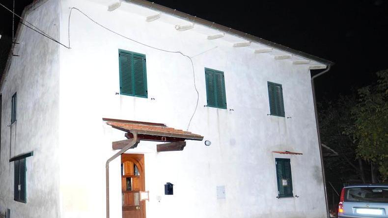 Prese a martellate la moglie: il pm chiede dieci anni di carcere