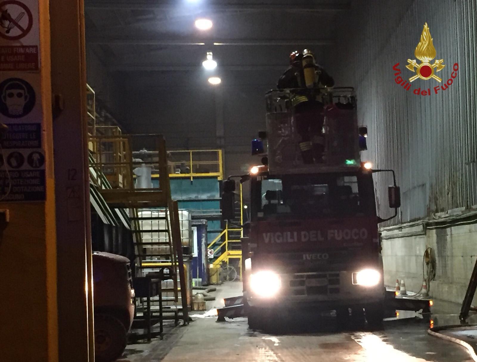 I vigili del fuoco alla Waste Recycling 
