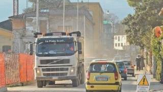 Via Pacinotti: sul lato destro verranno ricavati 50 posti-auto