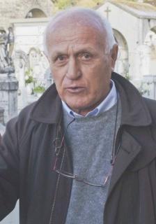 <strong>COMPENSI.</strong> Sotto, Sergio Orsi, presidente della Pluriservizi di Camaiore: sua l’indennità più alta Accanto Maria Vecoli (Fondazione Città di Camaiore) che si piazza al secondo posto. A fianco, il Municipio in piazza San Bernardino