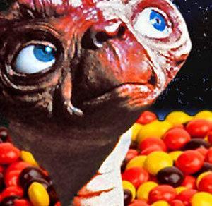 Al cinema puoi assaggiare i confetti più amati da E.T. 