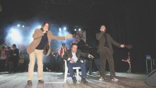 Fubiani e Toscano cantano con Egisto Olivi